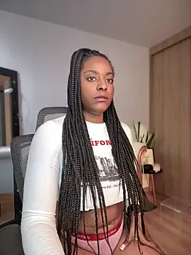 Snapshot of evangeline_ch chatting on 12.24.24 evangeline ch online show from 12.24.24