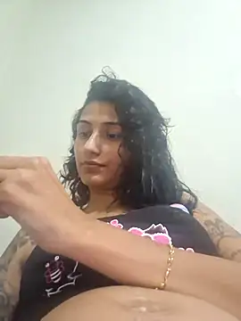 Snapshot of StefanyRoss chatting on 01.06.25 StefanyRoss online show from 01.06.25