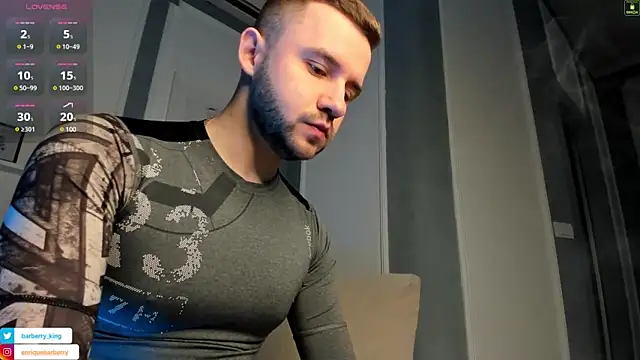 Snapshot of EnriqueBarberry chatting on 01.22.25 EnriqueBarberry online show from 01.22.25