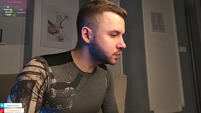 Snapshot of EnriqueBarberry chatting on 03.07.25 EnriqueBarberry online show from 03.07.25