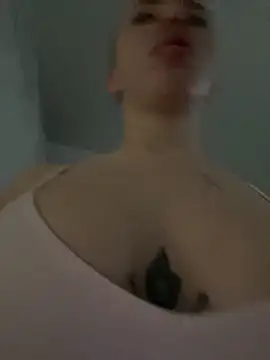 Snapshot of ivyleague_ chatting on 03.15.25 ivyleague online show from 03.15.25