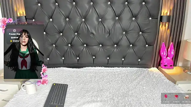 Snapshot of Kagome01 chatting on 06.18.26 Kagome01 online show from 06.18.26