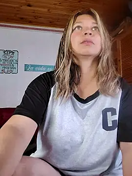 Devil Sara online show from 12.14.25