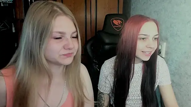 Snapshot of Rachel_Sharp chatting on 09.16.25 Rachel Sharp online show from 09.16.25