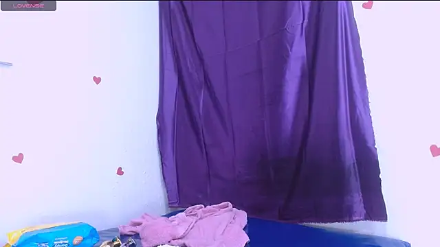 Snapshot of seductivespellvagina80 chatting on 10.16.25 seductivespellvagina80 online show from 10.16.25