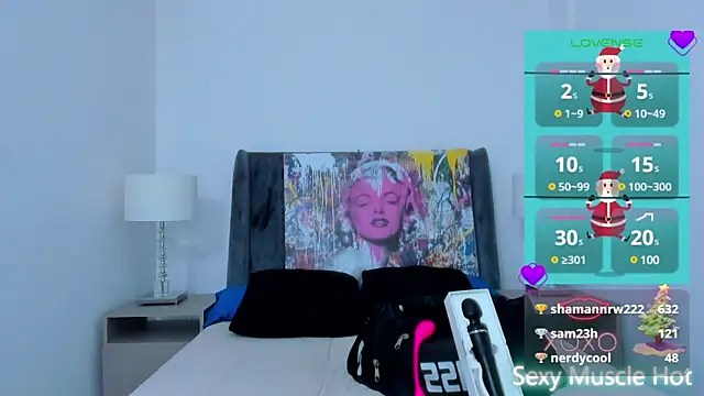 Snapshot of AmberAdams_ chatting on 12.24.24 AmberAdams online show from 12.24.24