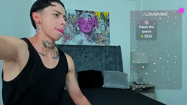 Snapshot of AmberAdams_ chatting on 01.31.25 AmberAdams online show from 01.31.25