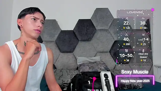 Snapshot of AmberAdams_ chatting on 02.10.25 AmberAdams online show from 02.10.25