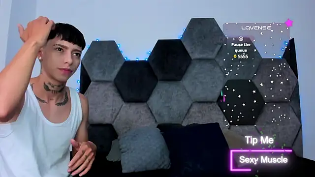 Snapshot of AmberAdams_ chatting on 03.14.25 AmberAdams online show from 03.14.25