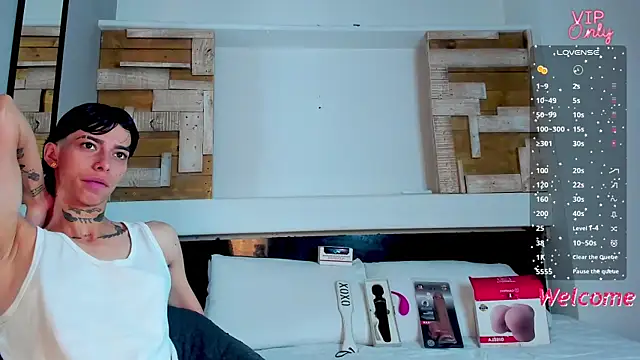 Snapshot of AmberAdams_ chatting on 01.12.26 AmberAdams online show from 01.12.26