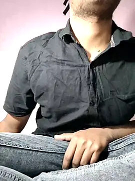 Snapshot of Dusky_Aarav chatting on 12.16.25 Dusky Aarav online show from 12.16.25
