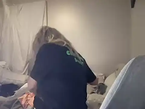 ALEXADANIELLE online show from 02.02.25