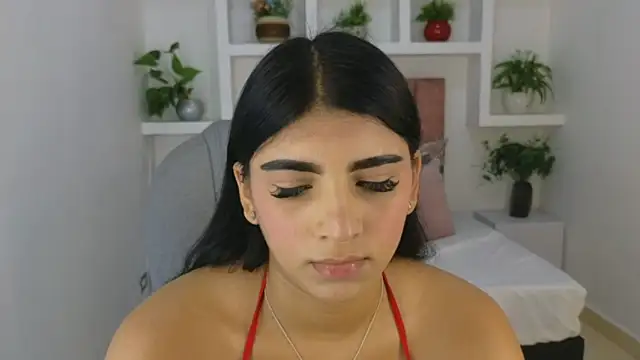 Snapshot of maiaa_ruiz chatting on 06.12.26 maiaa ruiz online show from 06.12.26