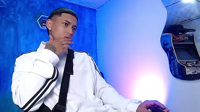 Liam lee online show from 01.03.25