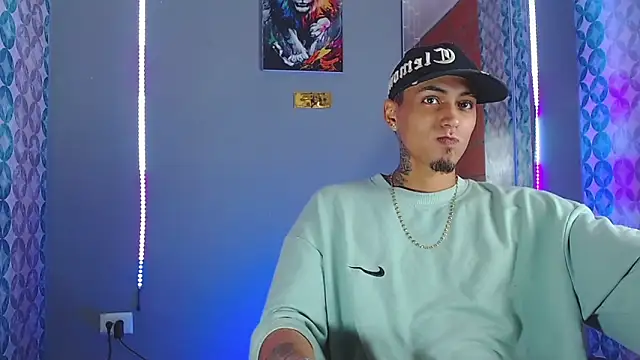 Liam lee online show from 04.14.26