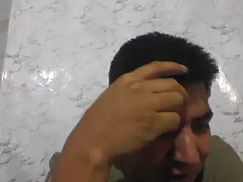 Snapshot of latino17 chatting on 01.08.25 latino17 online show from 01.08.25