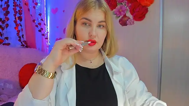 CoraSwon online show from 02.15.25