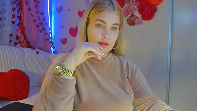 CoraSwon online show from 02.21.25