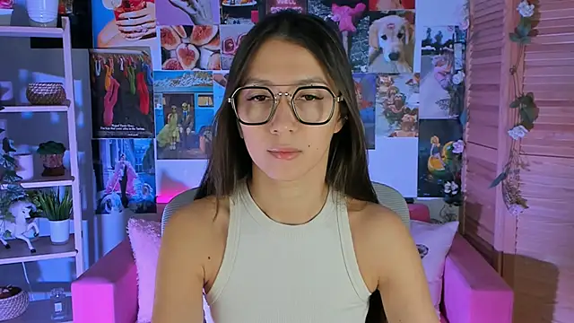 LanaBaker online show from 01.06.25