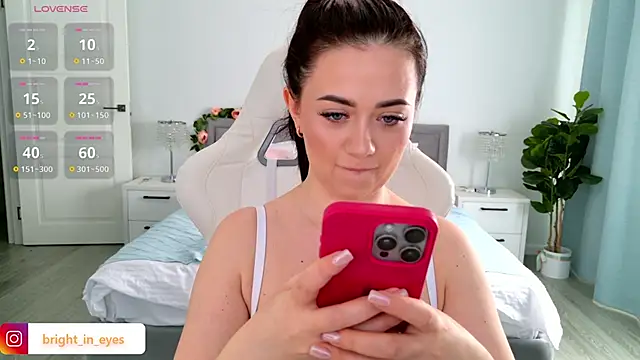 Snapshot of ariel_grand chatting on 04.09.26 ariel grand online show from 04.09.26