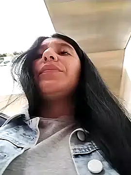 Nathalia-001 online show from 12.17.24