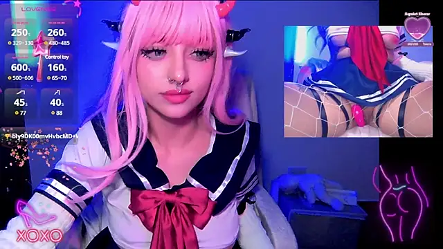 HollyDominic online show from 02.20.25