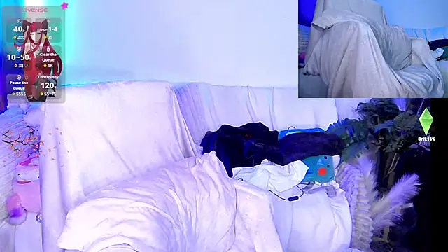 HollyDominic online show from 09.17.25