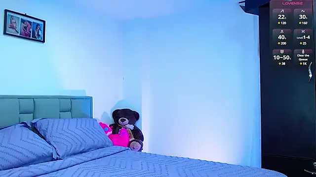 Snapshot of astrid-omega chatting on 03.14.25 astrid-omega online show from 03.14.25