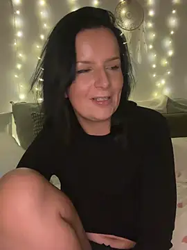 Off  Melonenmandy online show from 02.13.26