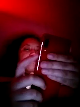 Snapshot of vulgovic_ chatting on 06.11.26 vulgovic online show from 06.11.26