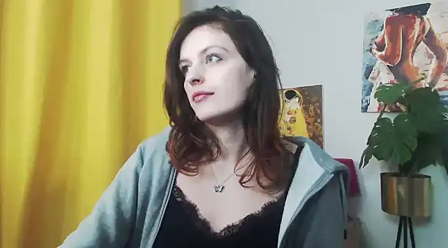 juicyNadine online show from 01.02.25