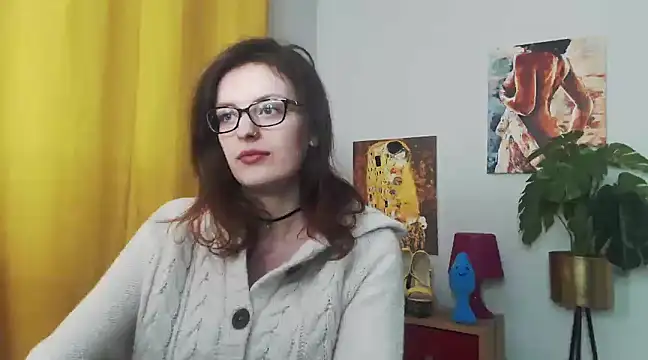 juicyNadine online show from 01.24.25