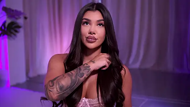 NatyDesiree online show from 03.13.26