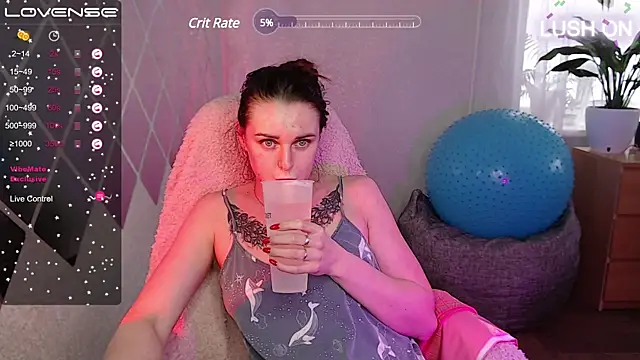 Bella  Swoon online show from 02.20.25