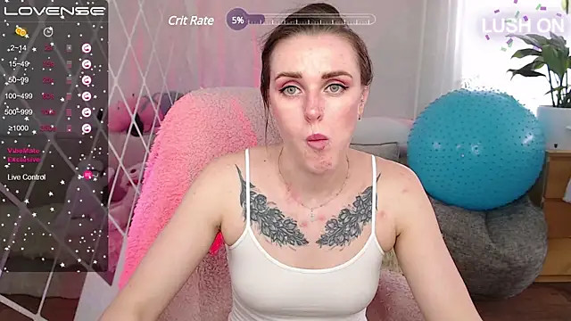 Bella  Swoon online show from 03.18.25