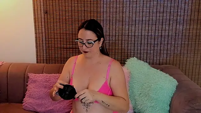 ariana cross online show from 03.05.26