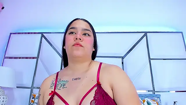 RileySweett online show from 02.22.25