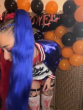 Chachou000 online show from 10.31.25