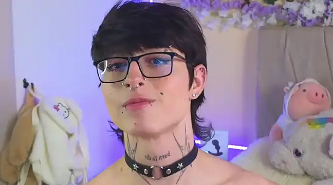 Baby Xian online show from 02.12.25