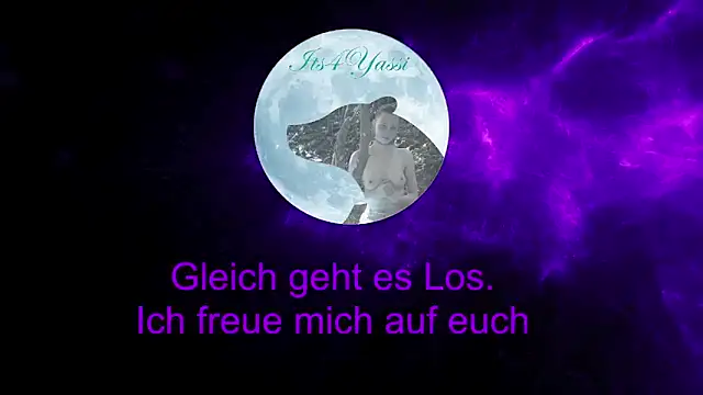 Snapshot of its4Yassi chatting on 10.26.25 its4Yassi online show from 10.26.25