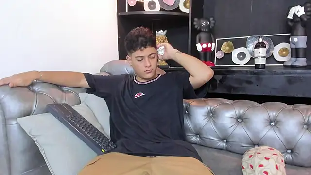 Levy Steve online show from 02.28.25