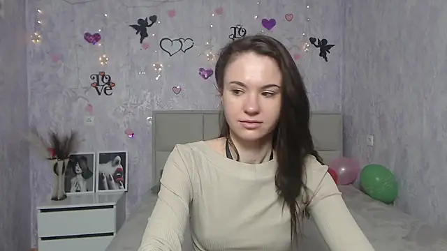 KaraCriegs online show from 02.04.25