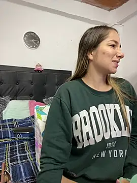 Snapshot of Iris_love18 chatting on 03.06.25 Iris love18 online show from 03.06.25