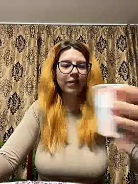 NadiraNoor online show from 02.01.25