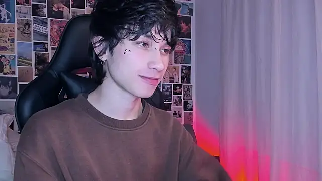 liamelf online show from 02.15.25