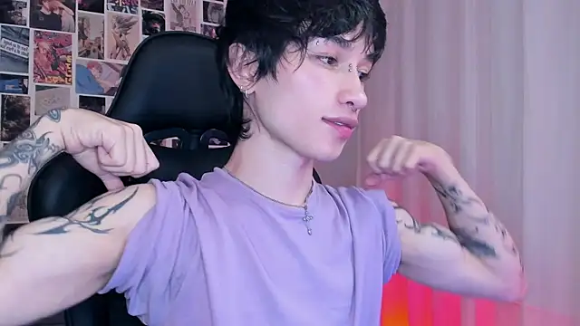 liamelf online show from 03.13.25