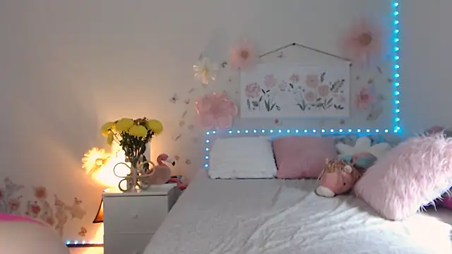 Poisson Eva online show from 04.23.26