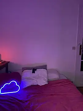 Snapshot of milkyhonybaby chatting on 01.26.25 milkyhonybaby online show from 01.26.25