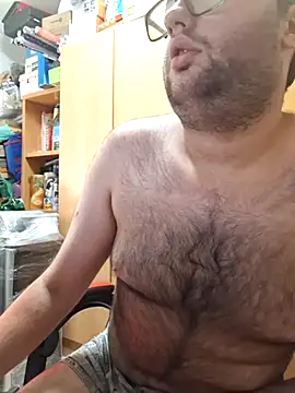 Snapshot of Javier_bear chatting on 06.27.26 Javier bear online show from 06.27.26