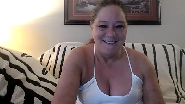LexxiLeeds online show from 05.13.26